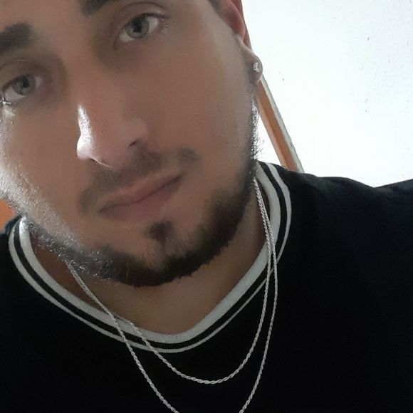 adamgallardojr